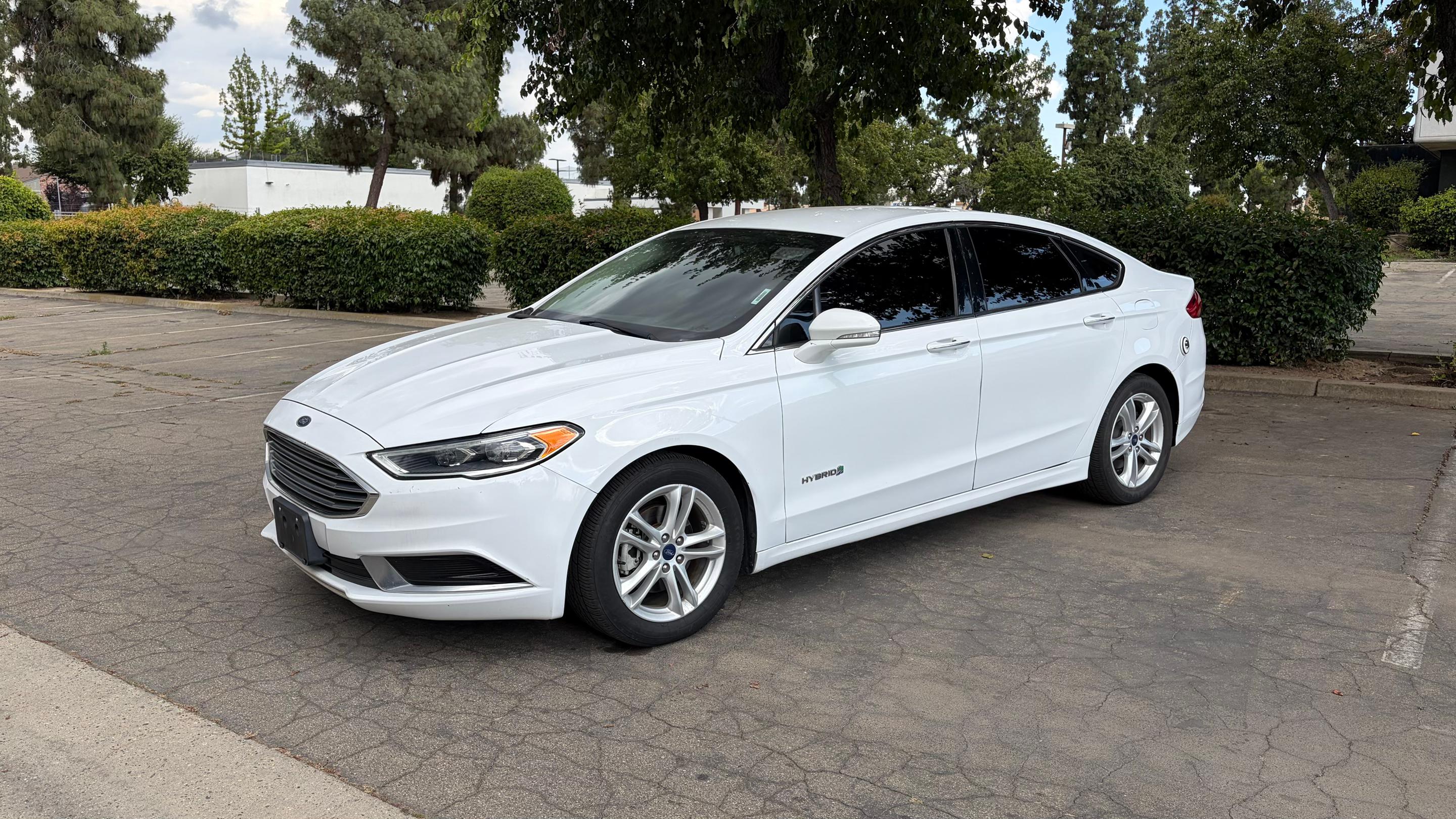 Ford Fusion Hybrid 2018 in Fresno, CA