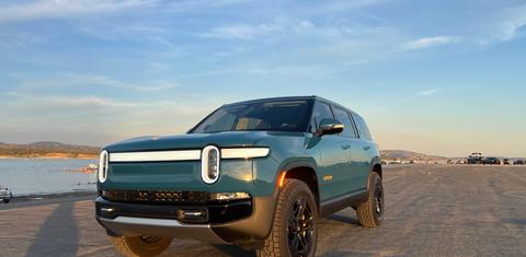 Rivian R1S 2023