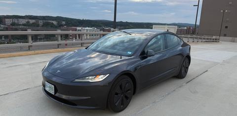 Tesla Model 3 2025