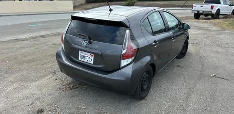 Toyota Prius c 2013