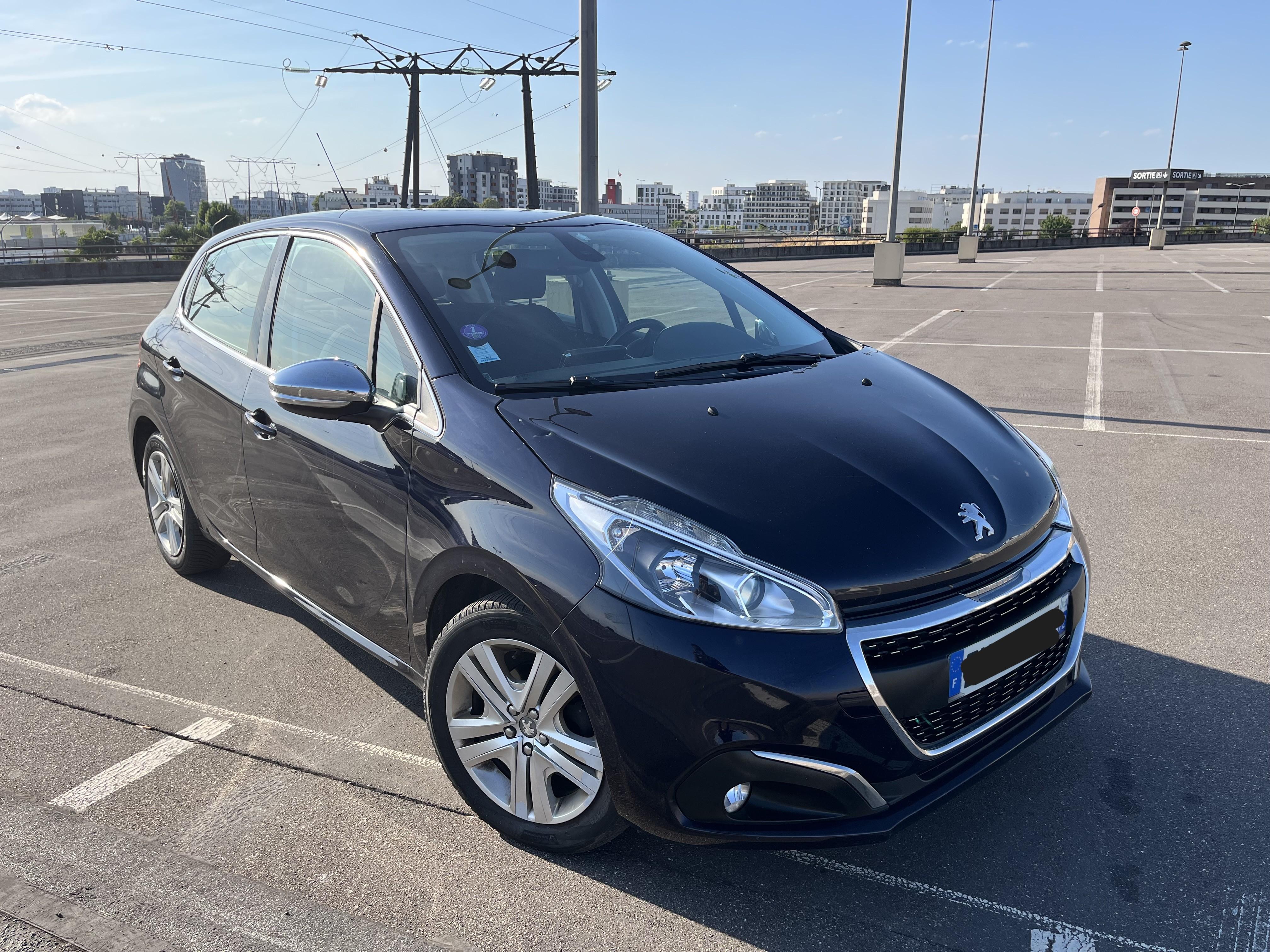 Peugeot 208 2018 à Thiais
