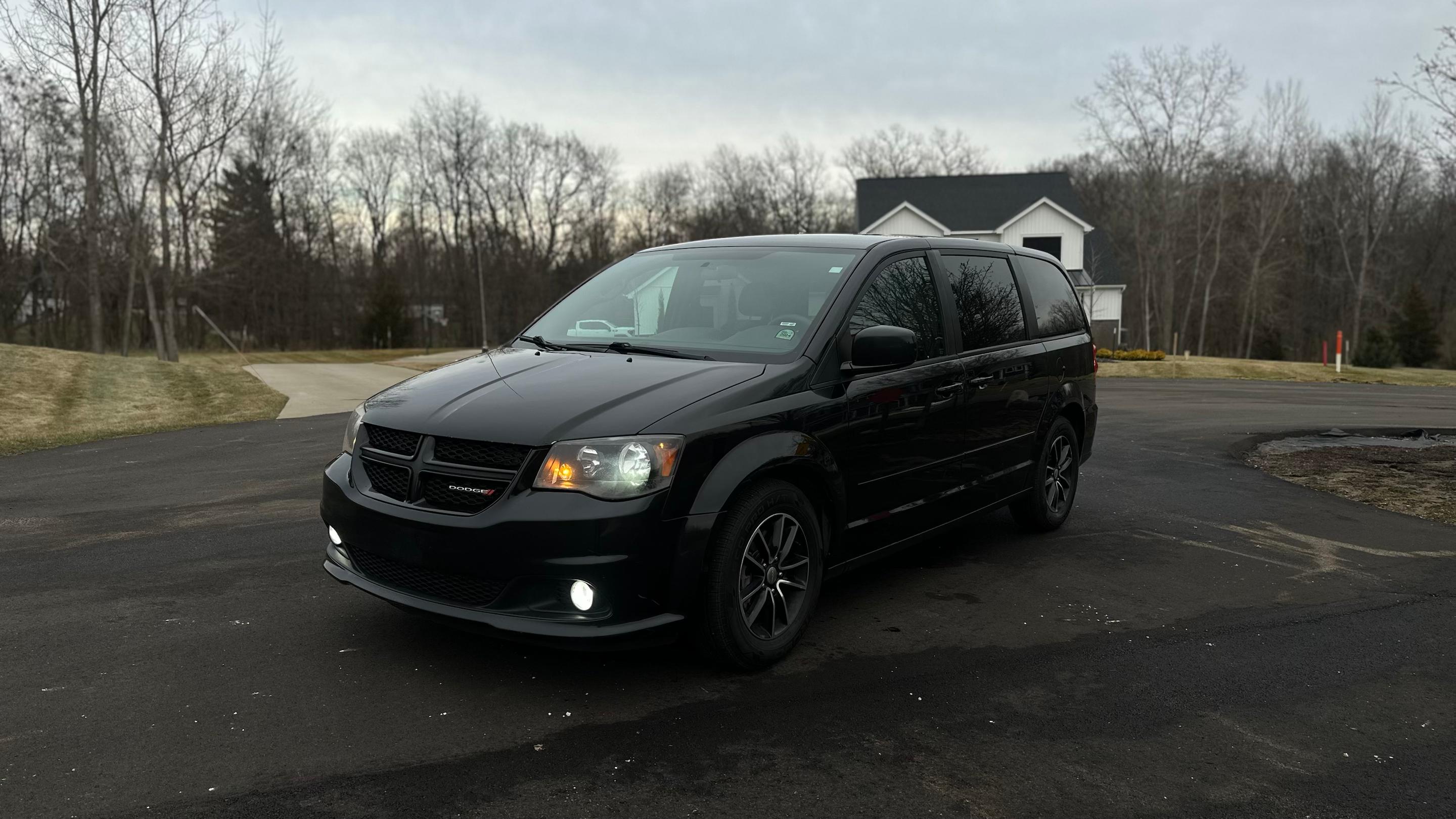 Dodge Grand Caravan 2015 in Lansing, MI