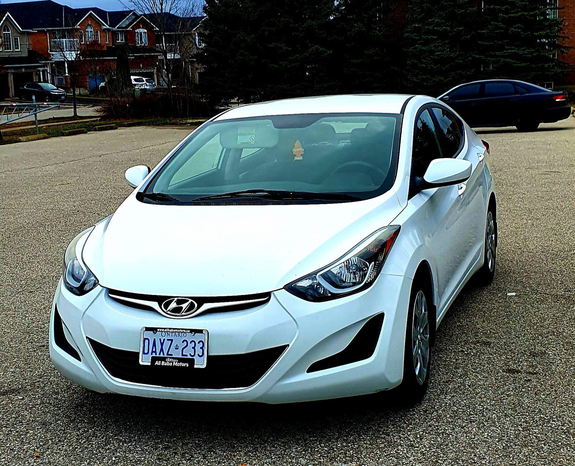 Hyundai Elantra 2015 à Mississauga, ON