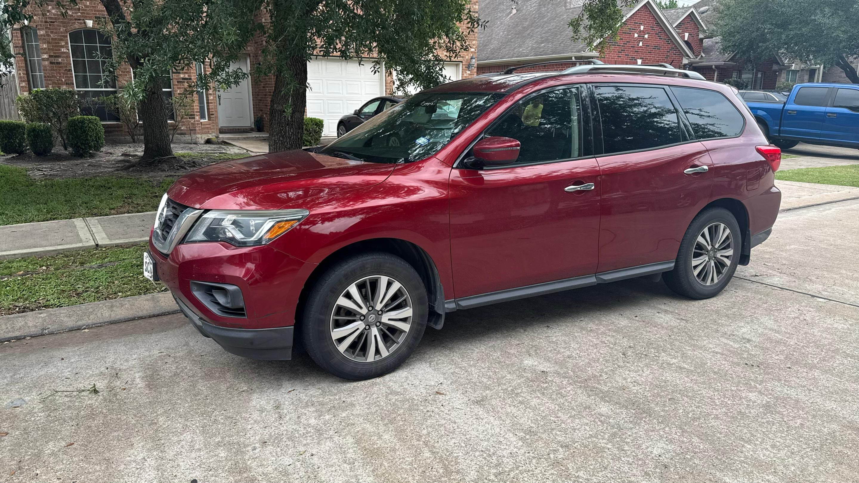 Nissan Pathfinder 2018 in Houston, TX