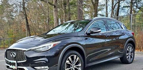 INFINITI QX30 2017