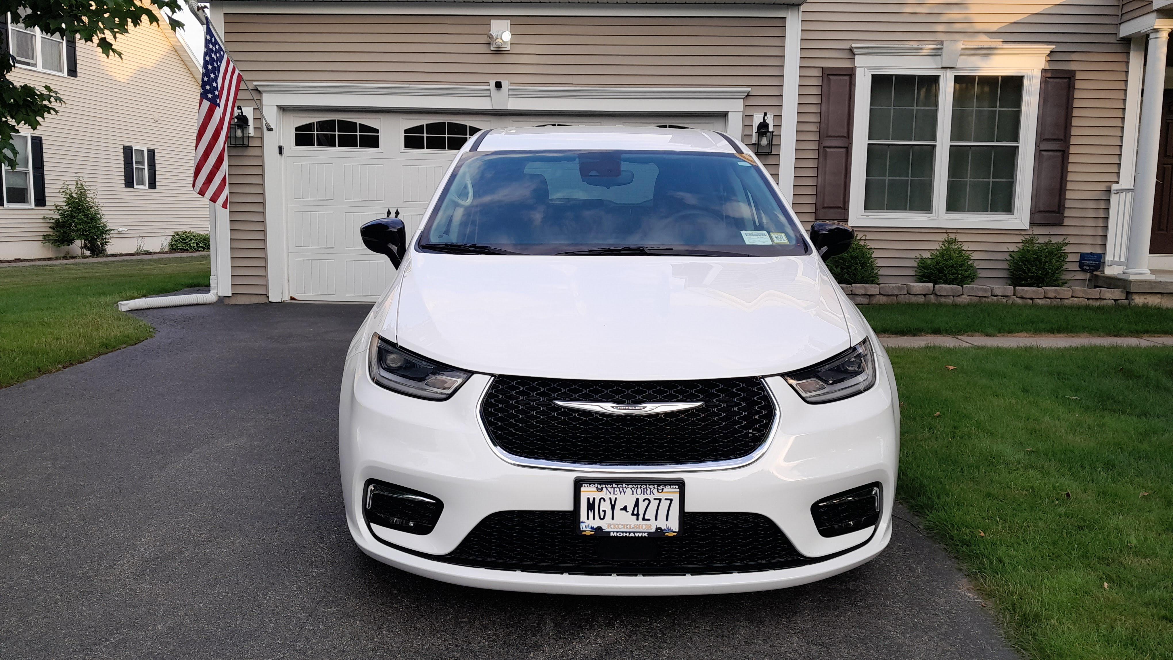 Chrysler Pacifica 2024 in Clifton Park, NY
