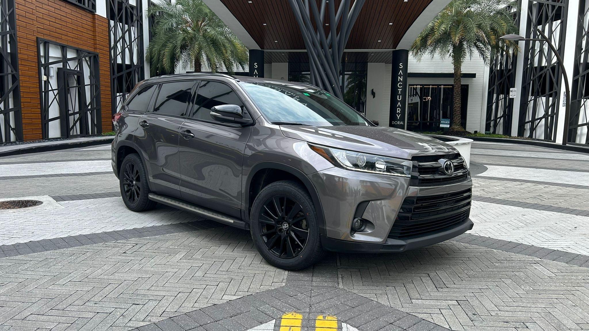Toyota Highlander 2019 in Doral, FL