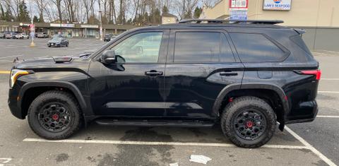 Toyota Sequoia 2026