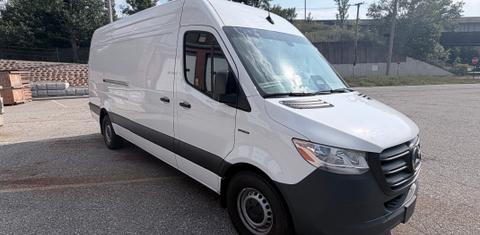 Mercedes-Benz eSprinter Cargo 2025