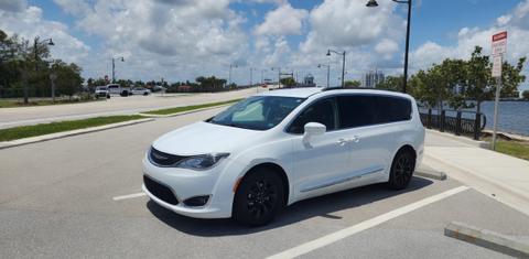 Chrysler Pacifica 2017