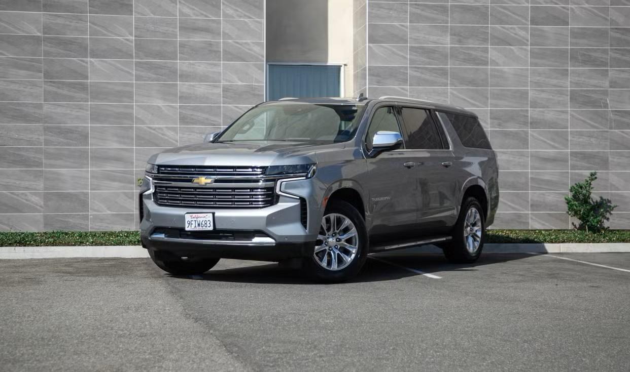 Chevrolet Suburban 2023 in 