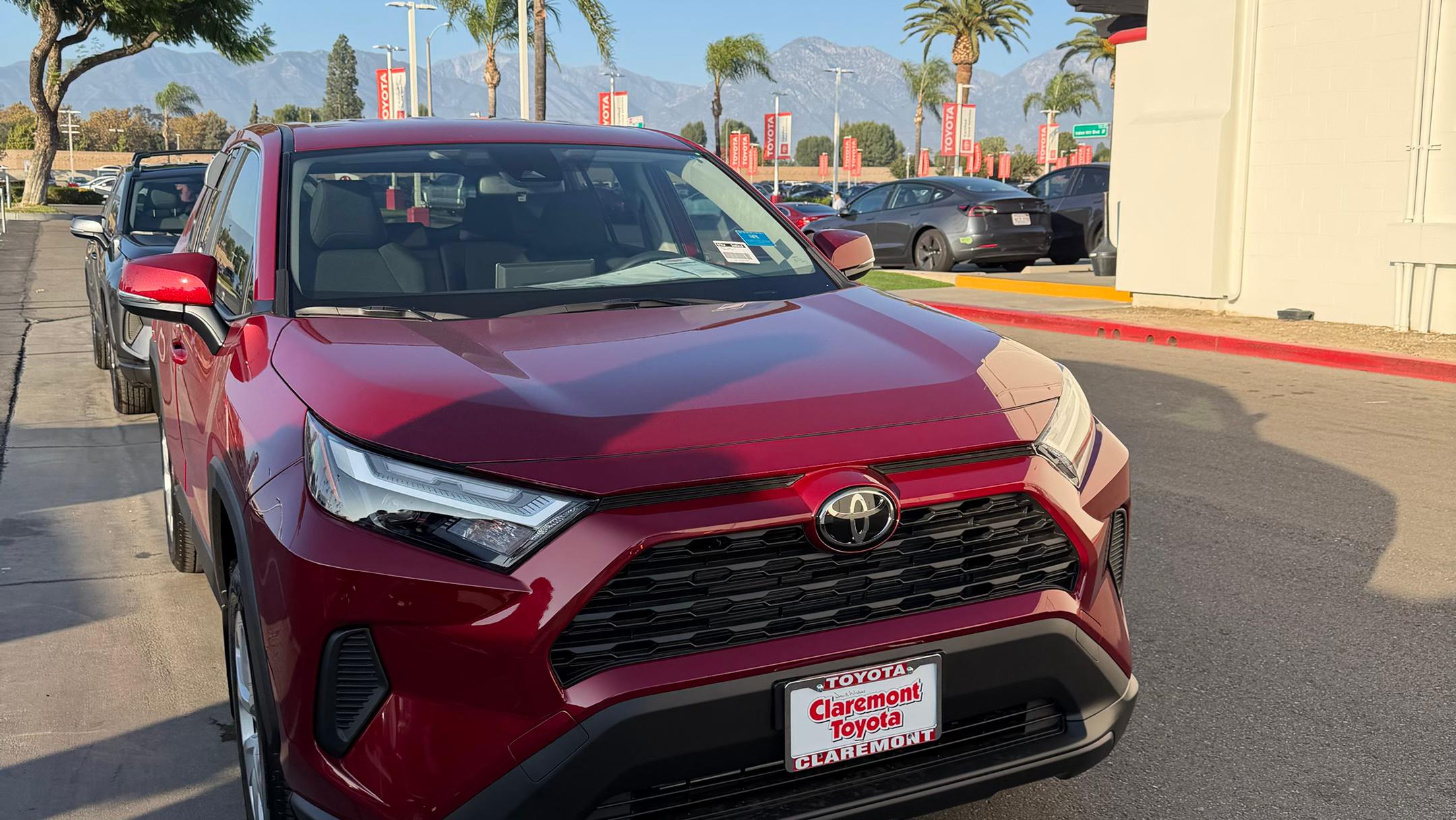 Toyota RAV4 2025 in Rancho Cucamonga, CA