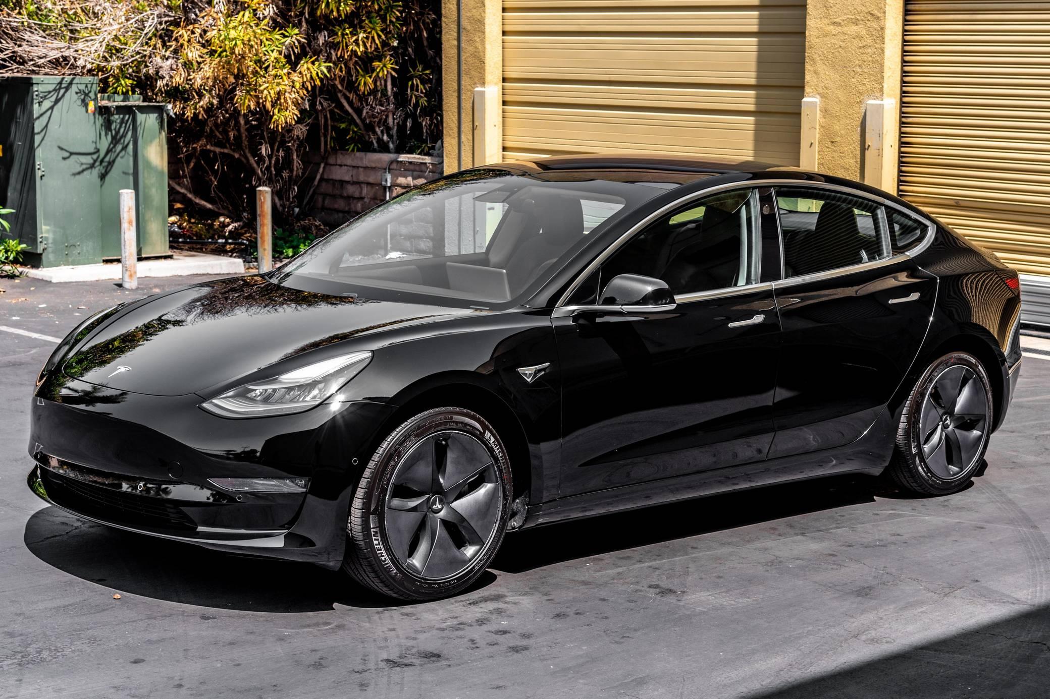 Tesla Model 3 2018 in Costa Mesa, CA