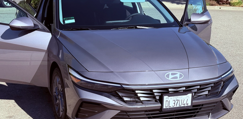 Hyundai Elantra 2024