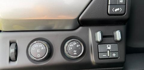 Chevrolet Suburban 2015