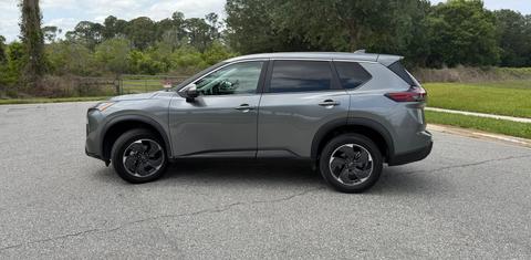 Nissan Rogue 2024