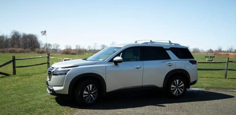 Nissan Pathfinder 2024
