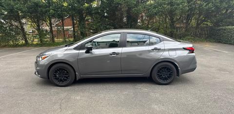Nissan Versa 2021