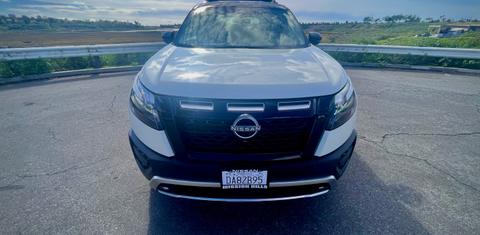 Nissan Pathfinder 2024