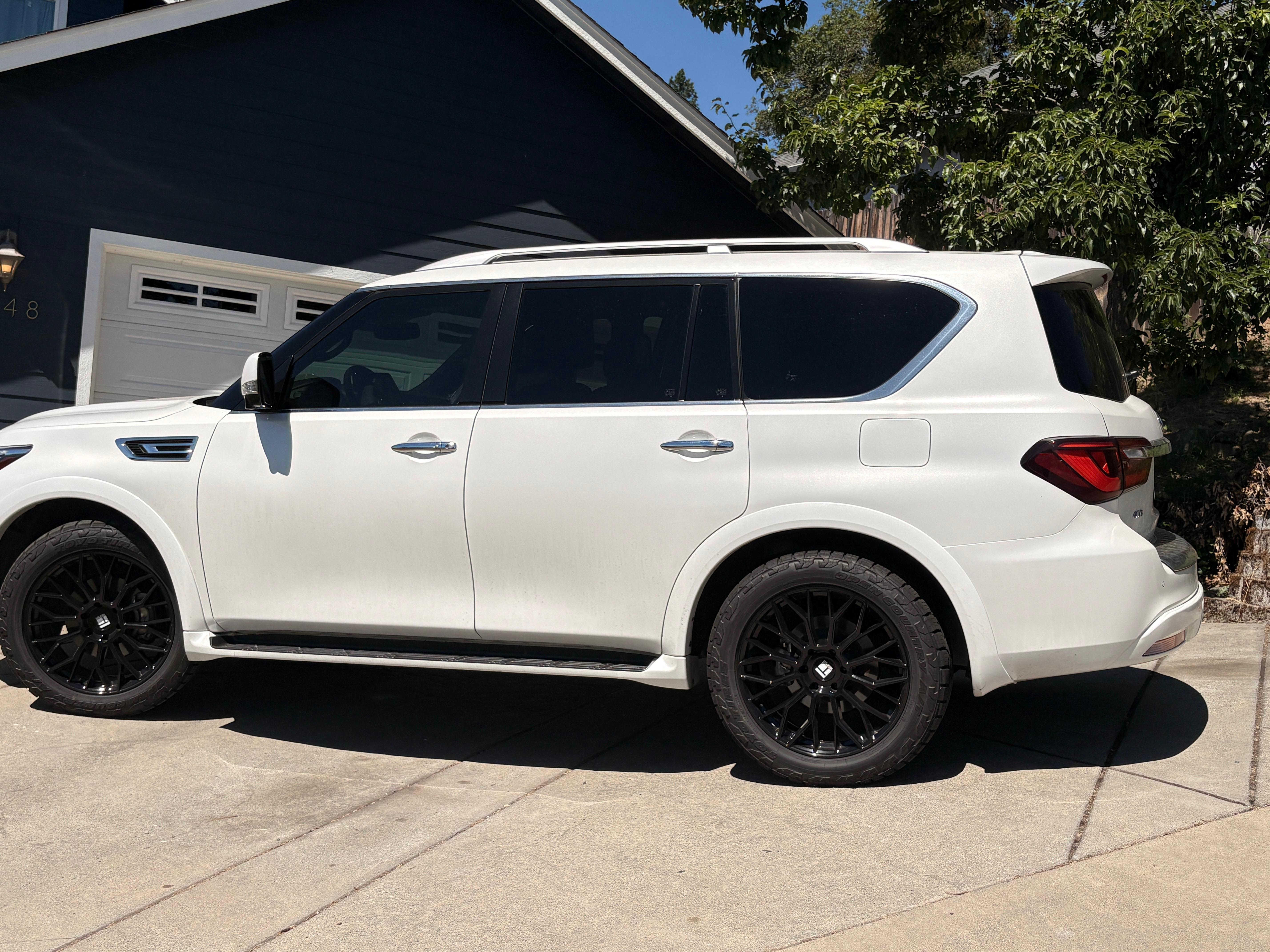 INFINITI QX80 2023 in Grants Pass, OR