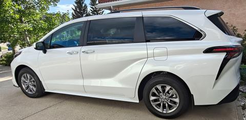Toyota Sienna 2025