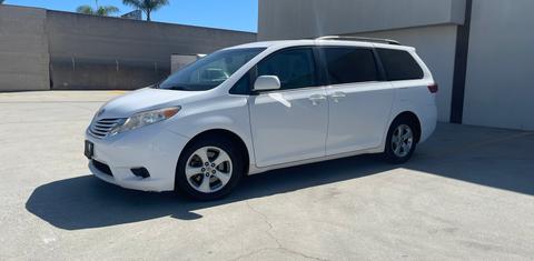 Toyota Sienna 2017