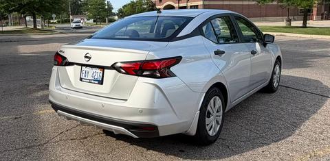 Nissan Versa 2022