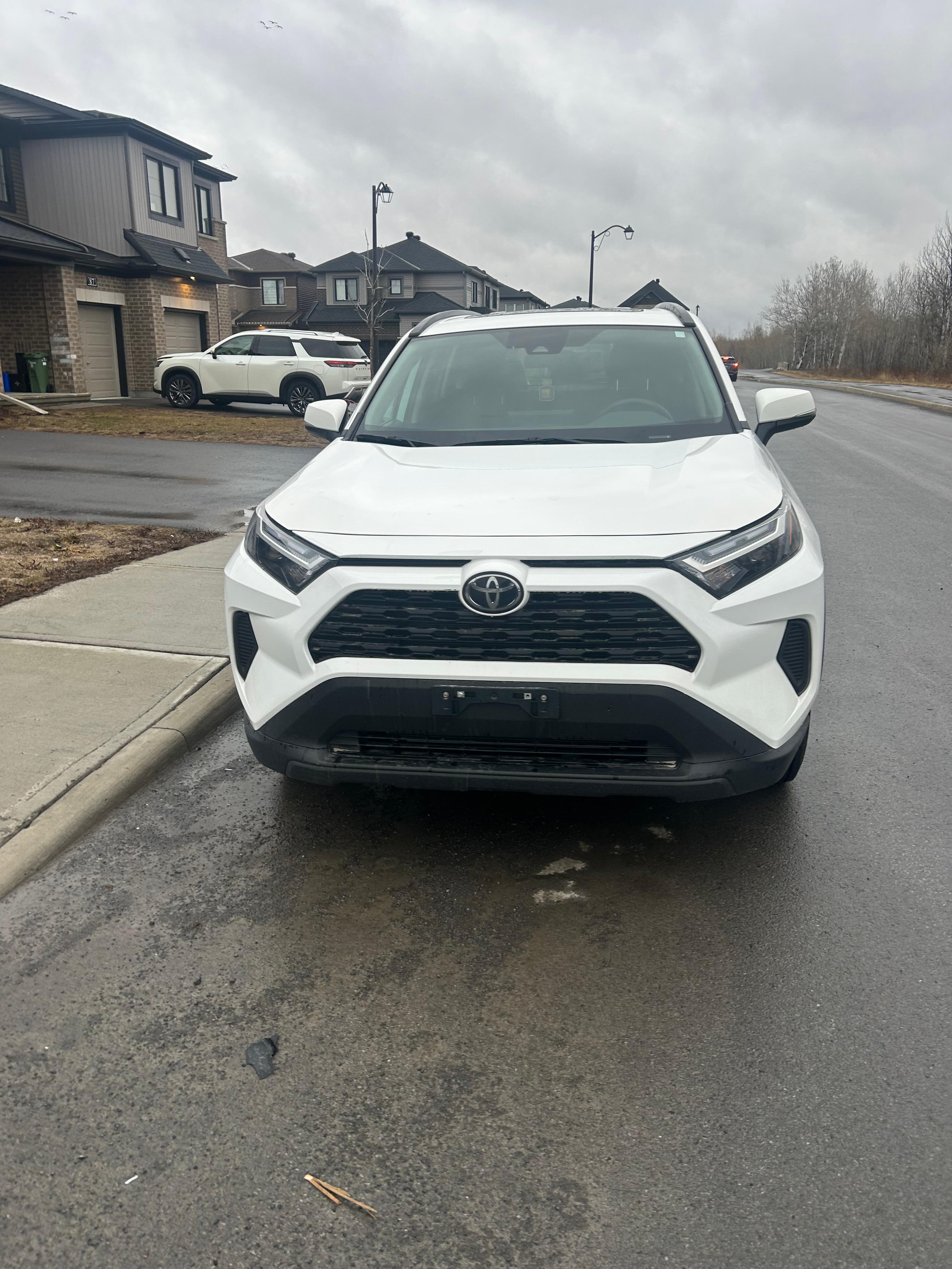 Toyota RAV4 2025 à Ottawa, ON