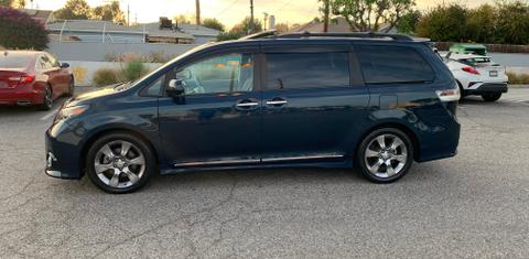 Toyota Sienna 2011