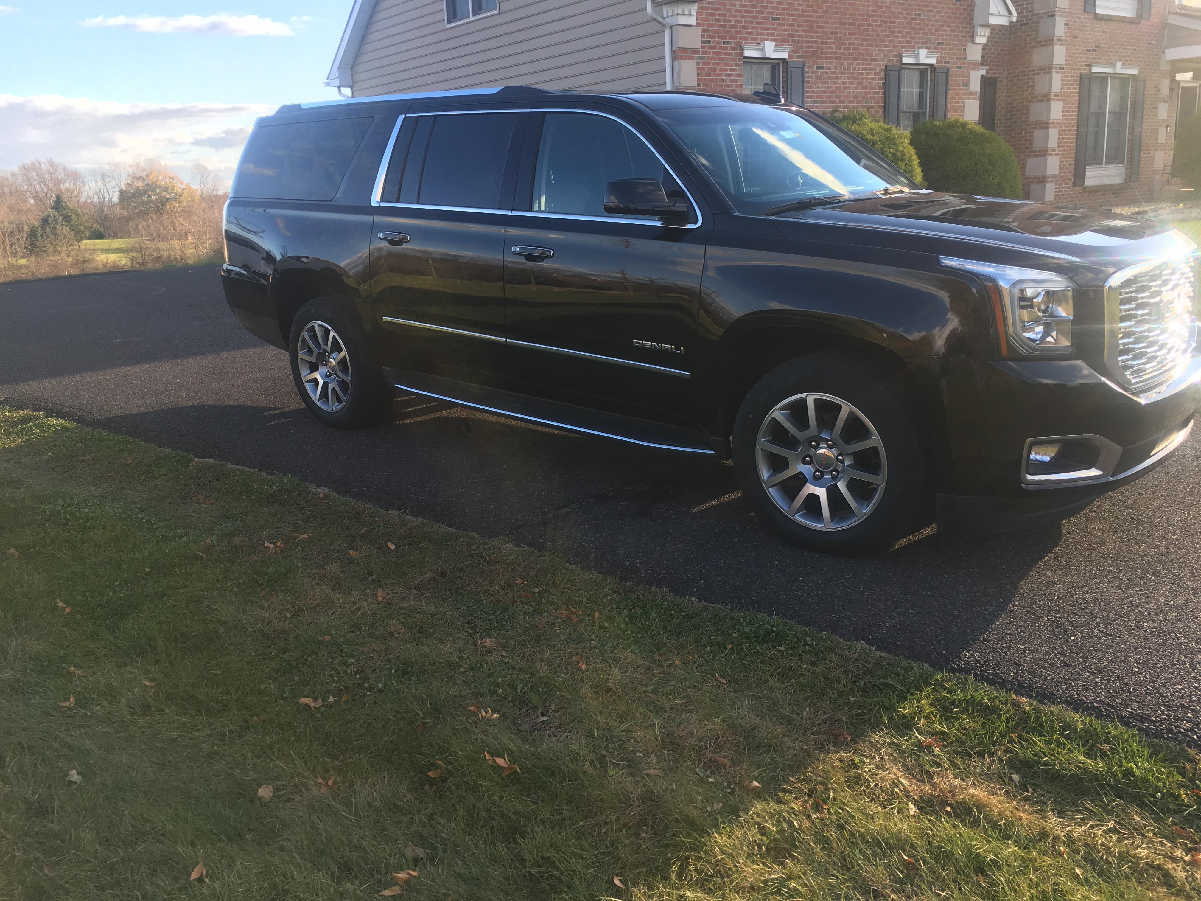 GMC Yukon XL 2019 in 