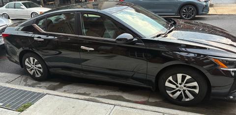 Nissan Altima 2023