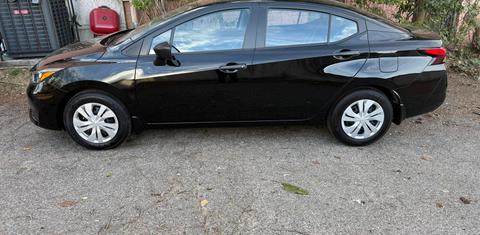 Nissan Versa 2025