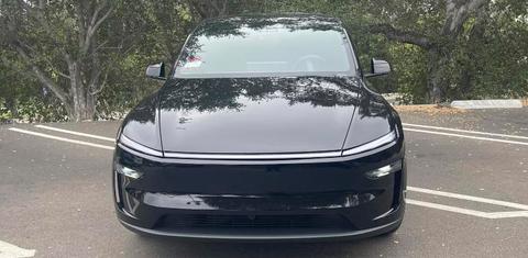 Tesla Model Y 2026