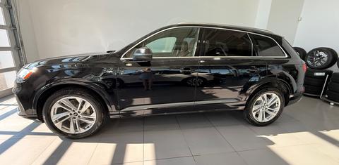 Audi Q7 2021