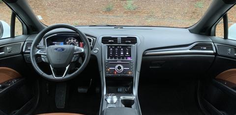 Ford Fusion Hybrid 2019