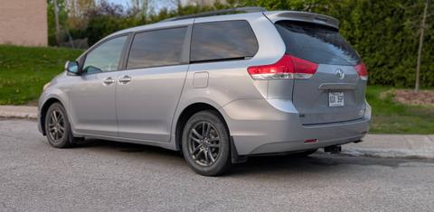 Toyota Sienna 2013