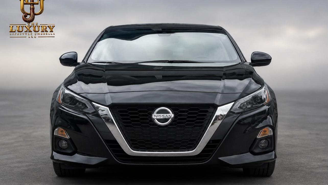 Nissan Altima 2023 in Valrico, FL