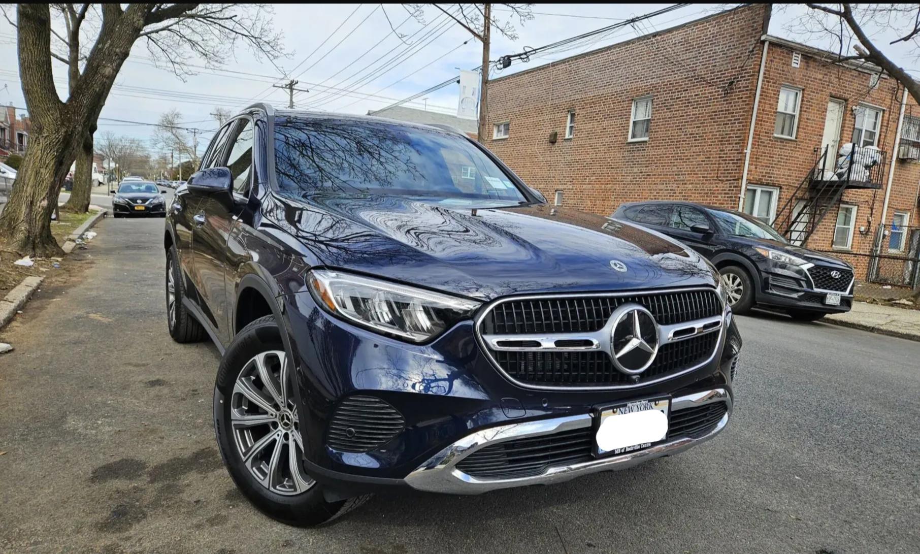 Mercedes-Benz GLC-Class 2024 in Jersey City, NJ