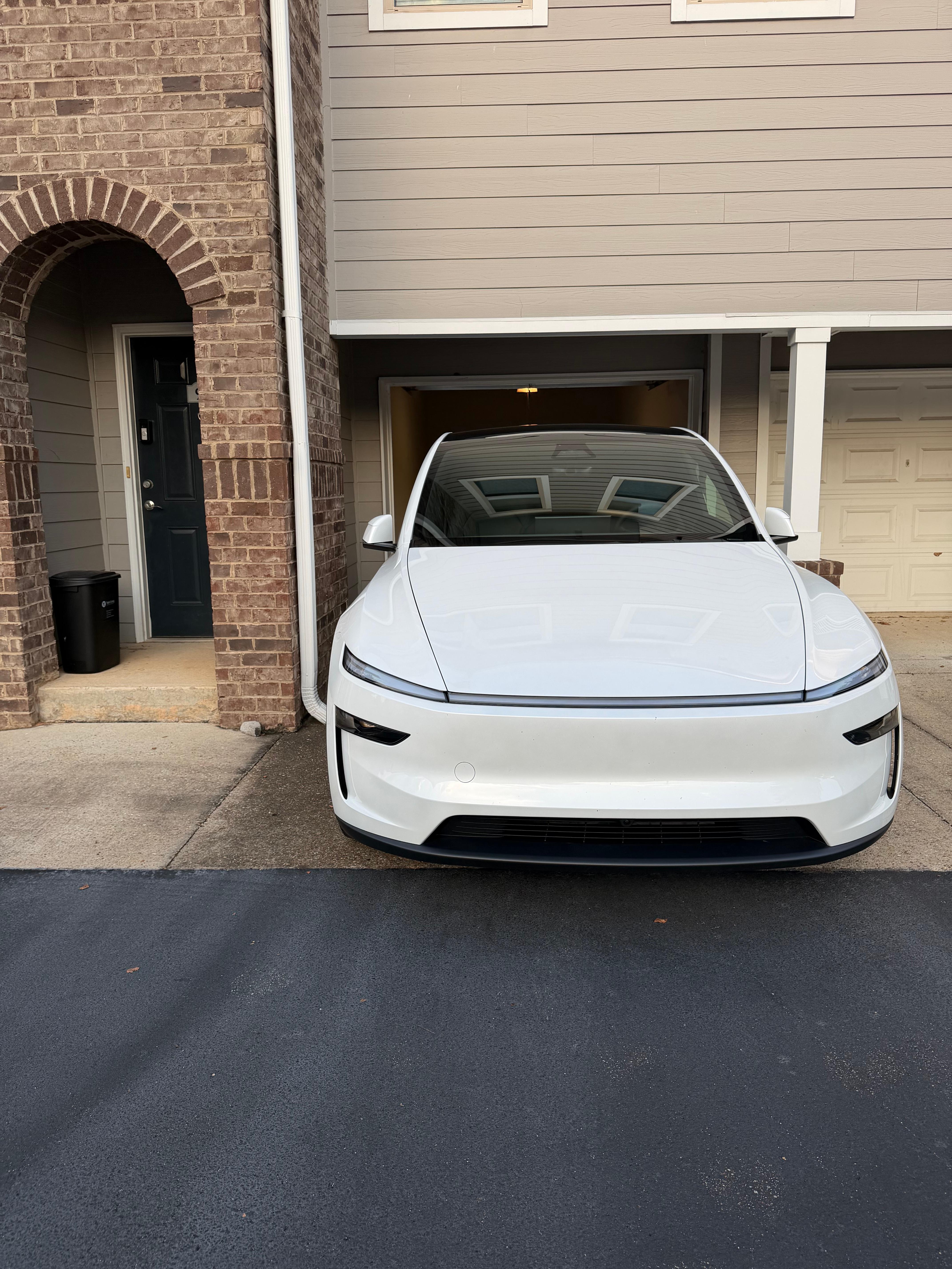 Tesla Model Y 2026 in Prattville, AL