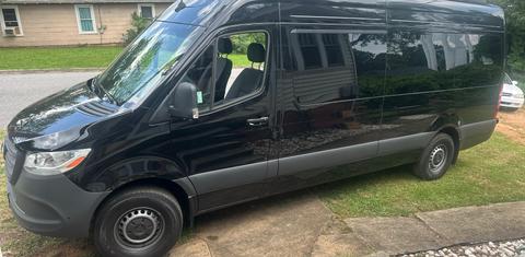 Mercedes-Benz Sprinter 2025