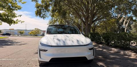Tesla Model Y 2026