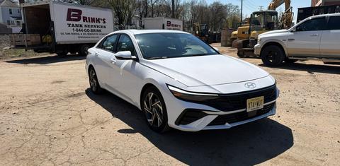 Hyundai Elantra 2025