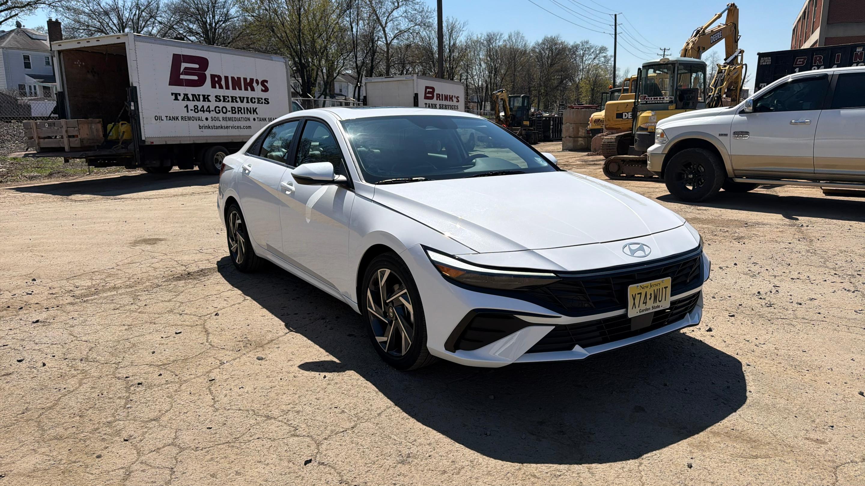 Hyundai Elantra 2025 in Hillside, NJ