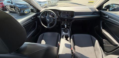 Volkswagen Jetta 2020