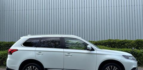 Mitsubishi Outlander 2020