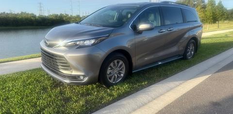 Toyota Sienna 2026