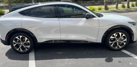 Ford Mustang Mach-E 2022
