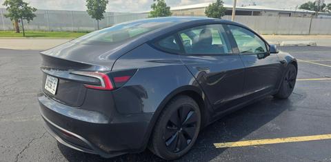 Tesla Model 3 2024