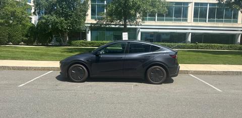 Tesla Model Y 2026