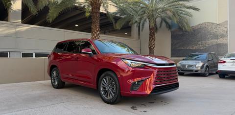 Lexus TX 2026